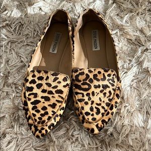 Steve Madden Leopard Flats Size 8.5
